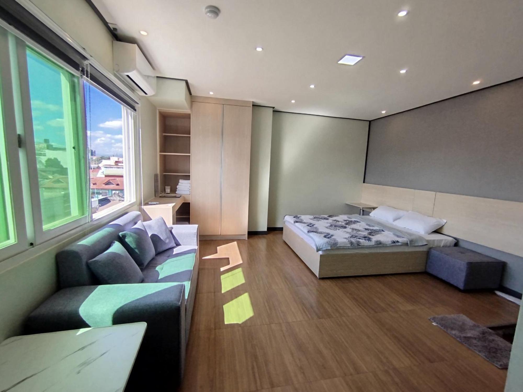 Emmaus Condotel Анхелес Екстериор снимка