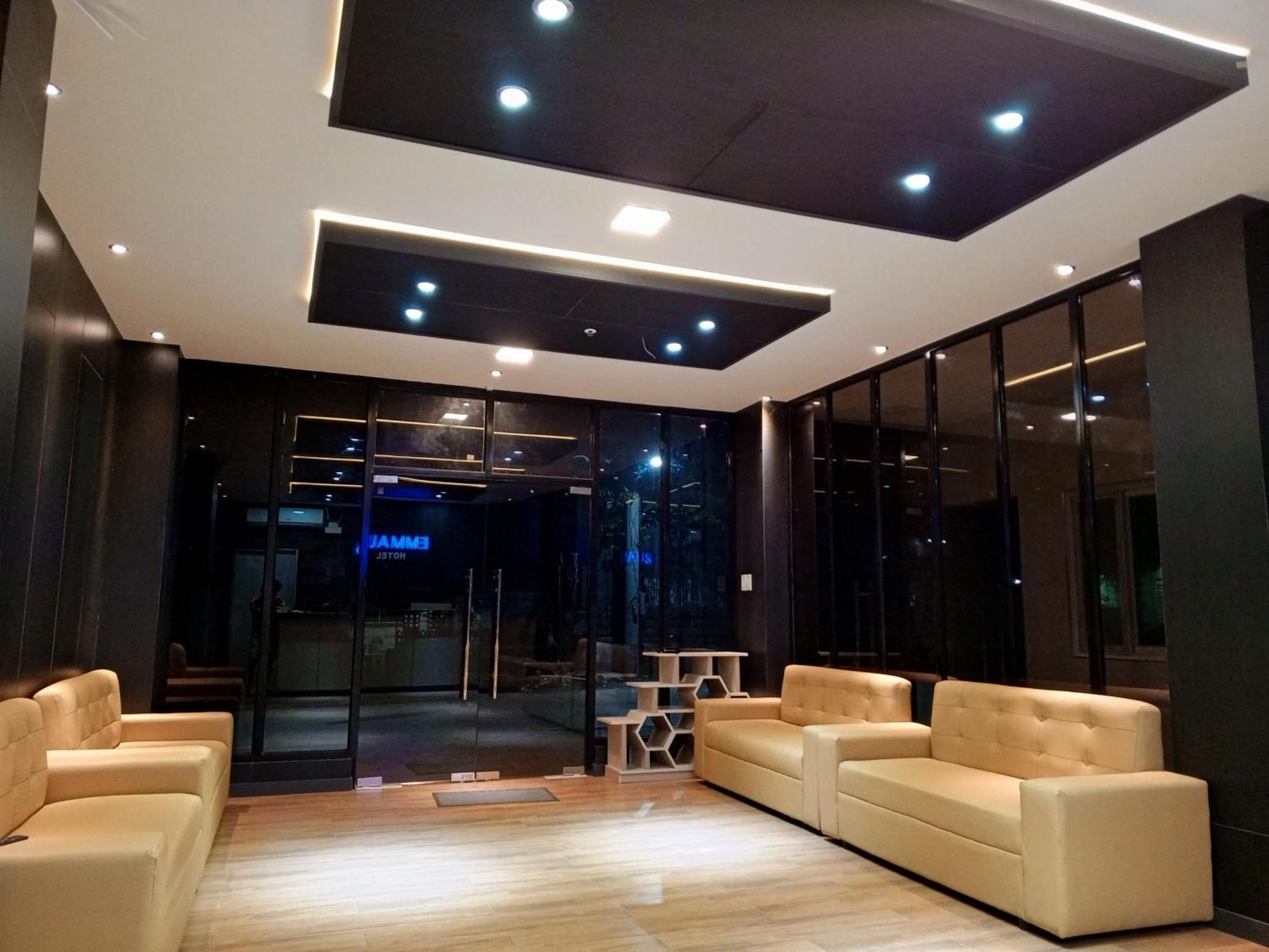 Emmaus Condotel Анхелес Екстериор снимка