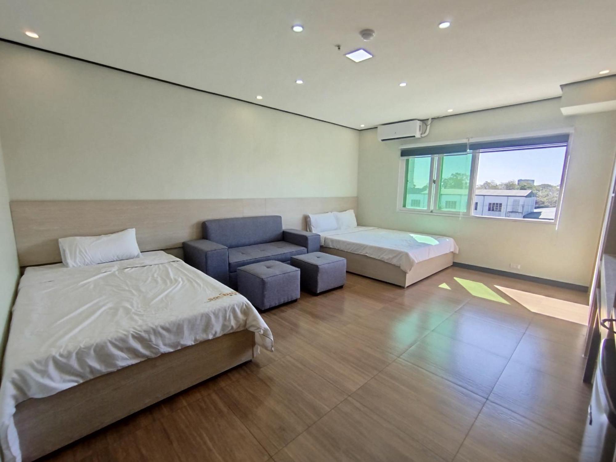 Emmaus Condotel Анхелес Екстериор снимка